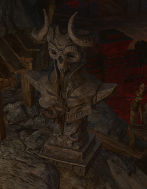 One of the Whispering Statues, as found in the Undercity Ruins.